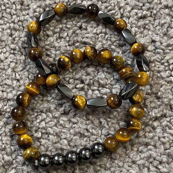 Bracelets - Picture 12 of 13